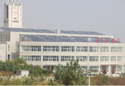 濰坊理工學(xué)院太陽(yáng)能洗浴系統(tǒng)